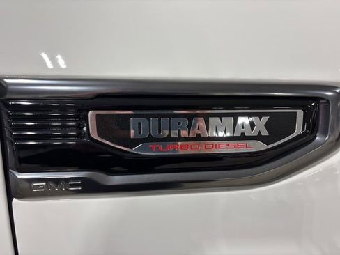 Used 2021 GMC Sierra 1500 AT4 w/ AT4 Premium Package image 12