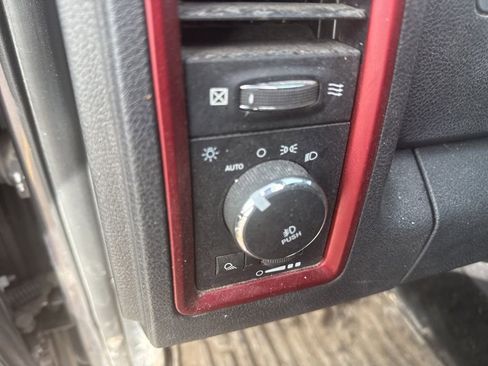 Used 2016 RAM 1500 Rebel w/ Luxury Group image 17