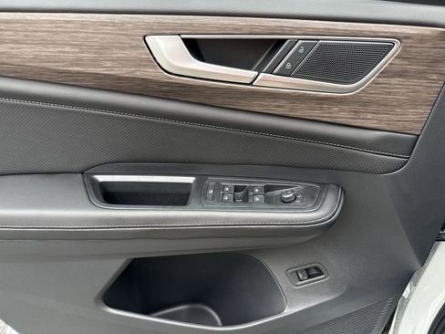 New 2026 Volkswagen Atlas SEL image 14