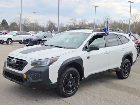 Certified 2024 Subaru Outback Wilderness image 7
