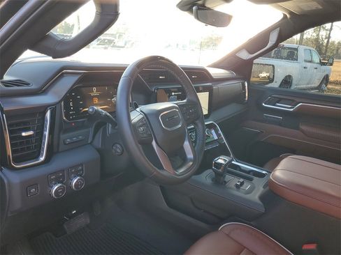 Used 2026 GMC Sierra 1500 Denali Ultimate image 12