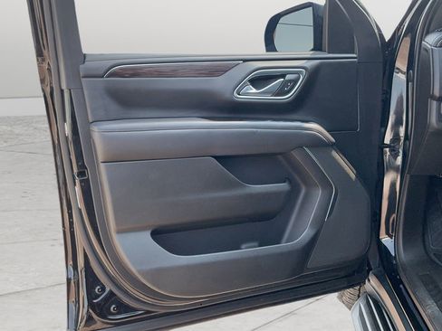 Used 2021 Chevrolet Tahoe LS RWD image 18