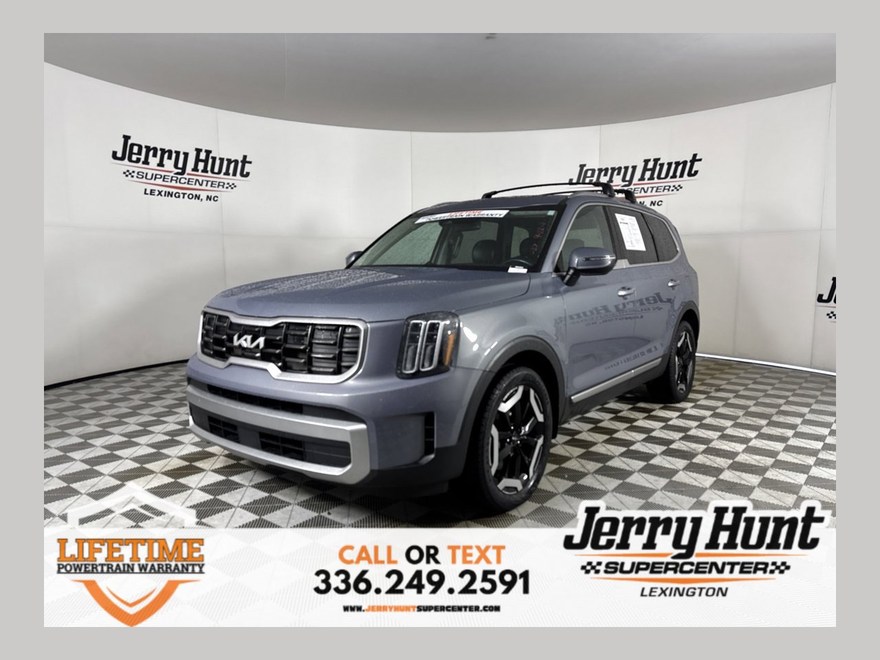 Used 2024 Kia Telluride S w/ S Sunroof Package AWD/4WD image 1