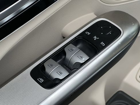 New 2026 Mercedes-Benz GLC 300 4MATIC image 20