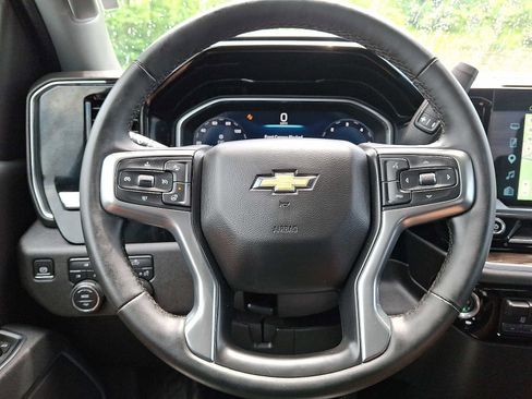Used 2025 Chevrolet Silverado 2500 LT w/ Convenience Package AWD/4WD image 19