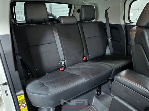 Used 2013 Toyota FJ Cruiser 4WD w/ Upgrade Pkg image 39
