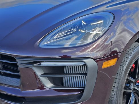 Certified 2024 Porsche Macan S image 12