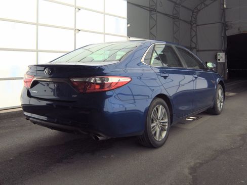 Used 2016 Toyota Camry SE FWD image 7
