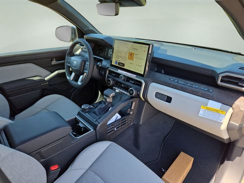 New 2026 Toyota Tacoma Limited AWD/4WD image 28