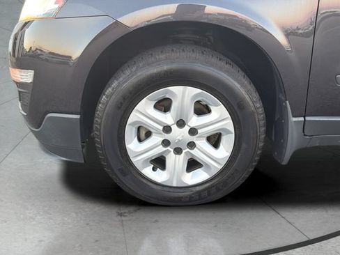Used 2016 Chevrolet Traverse LS FWD image 29