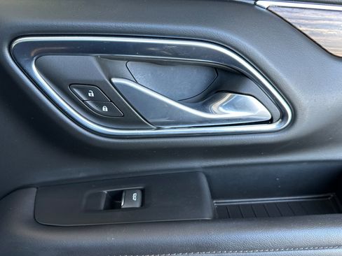 Used 2024 Chevrolet Tahoe High Country w/ Premium Package image 20