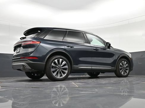 Used 2021 Lincoln Corsair Reserve FWD image 28