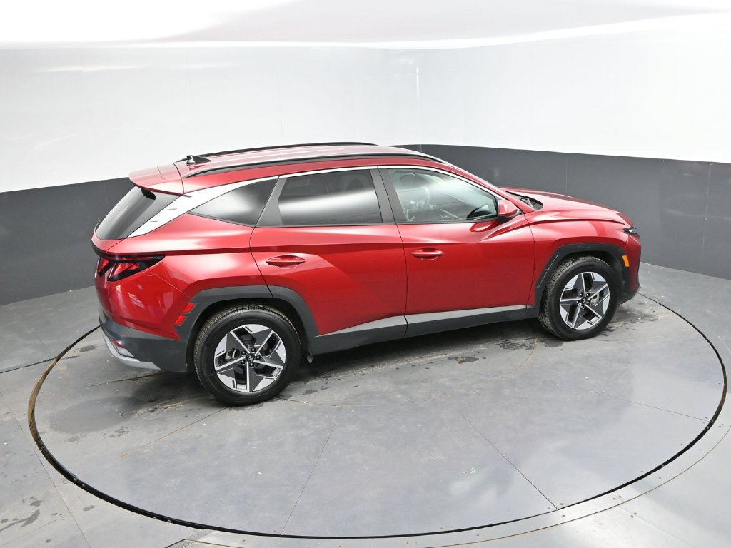Used 2025 Hyundai Tucson SEL FWD image 32
