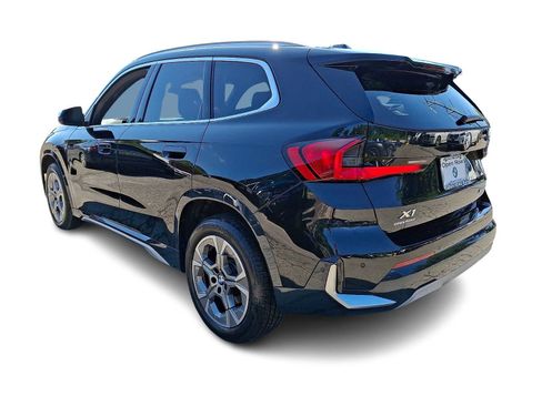 Used 2023 BMW X1 xDrive28i w/ Premium Package AWD/4WD image 4