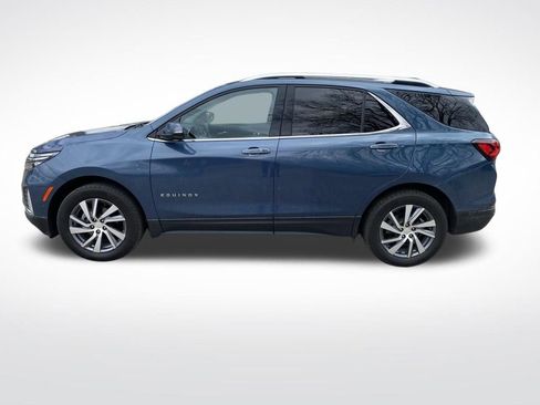 Used 2024 Chevrolet Equinox Premier AWD/4WD image 3