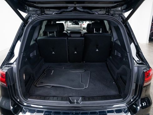 Used 2023 Mercedes-Benz EQB 300 300 image 8