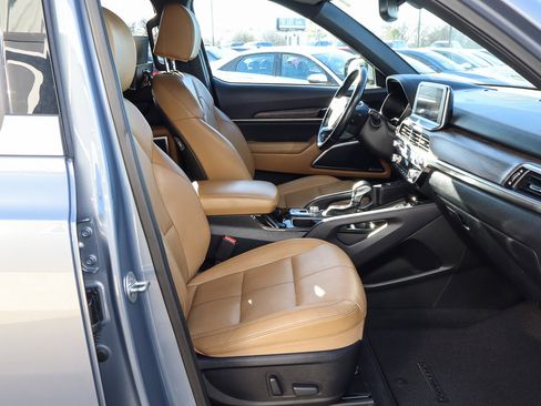 Used 2022 Kia Telluride SX w/ Towing Package image 32