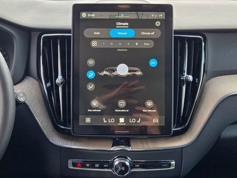 New 2026 Volvo XC60 B5 Core image 16