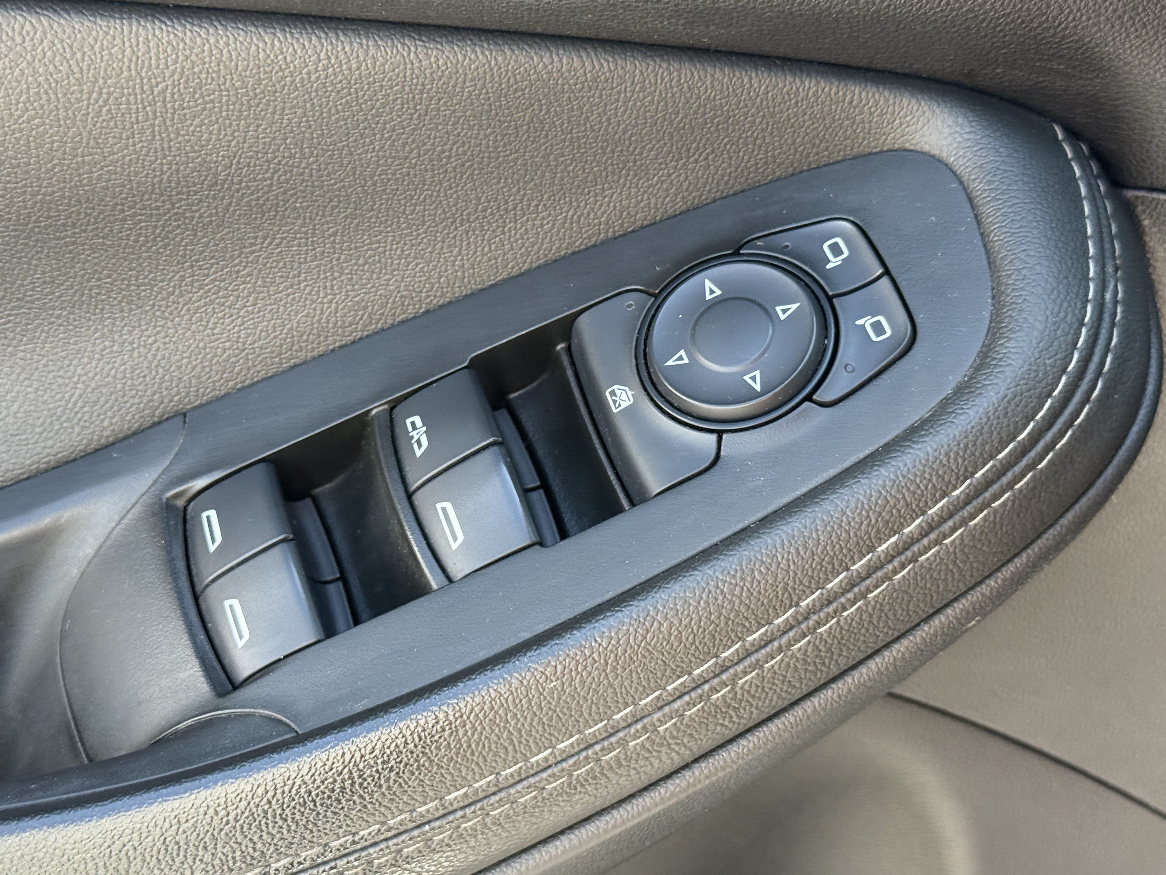 Used 2023 Buick Encore GX Preferred FWD image 26