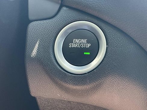 Used 2024 Chevrolet Equinox LT w/ LPO, Floor Liner Package FWD image 20
