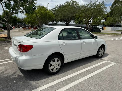 Used 2005 Toyota Corolla S FWD image 11