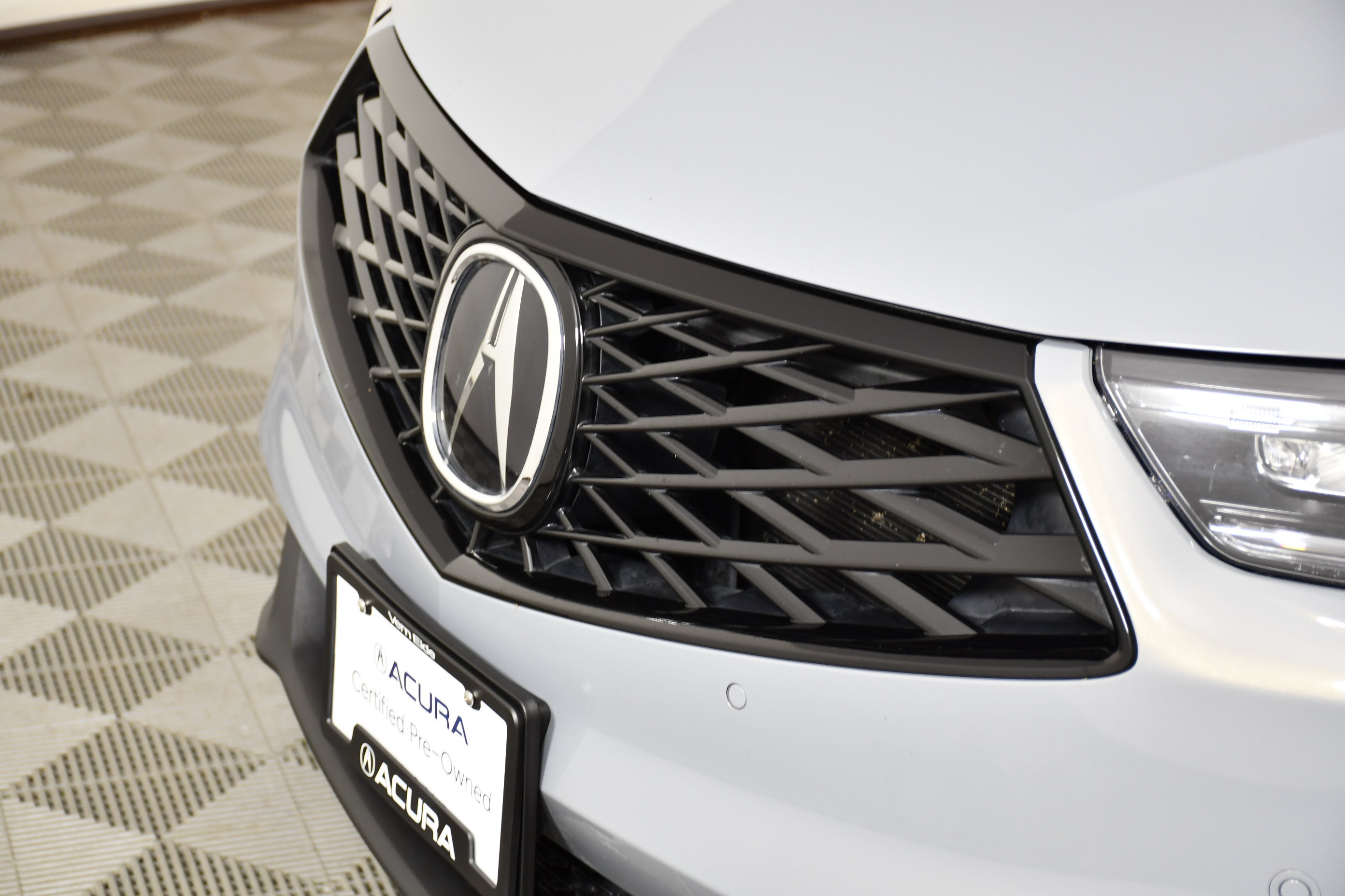 Used 2025 Acura RDX w/ Advance Package AWD/4WD image 11