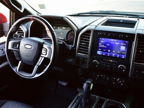 Used 2020 Ford F150 Raptor w/ Equipment Group 802A Luxury image 37