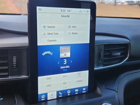 Used 2020 Ford Explorer ST w/ Premium Technology Package image 30