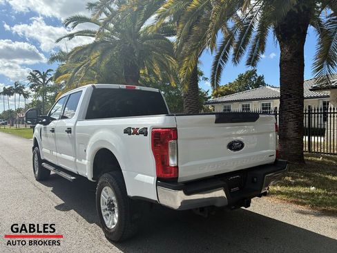 Used 2017 Ford F350 XLT image 10