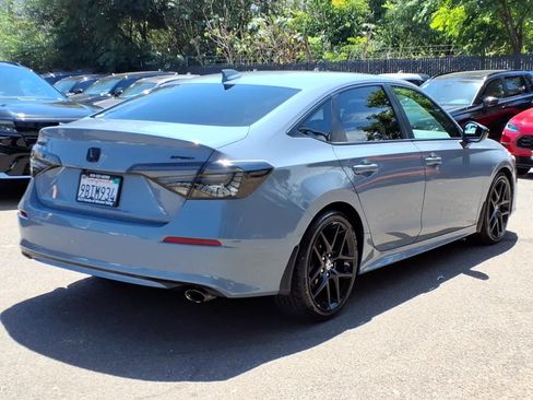 Used 2022 Honda Civic Sport image 4