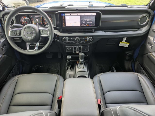 New 2026 Jeep Wrangler Unlimited Sahara AWD/4WD image 15