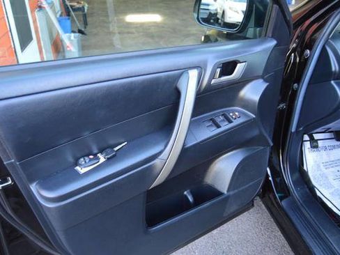 Used 2012 Toyota Highlander AWD image 60