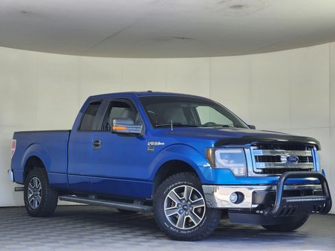 Used 2014 Ford F150 XLT w/ Equipment Group 301A Mid image 1