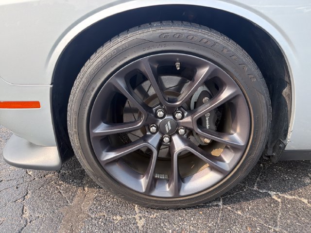 Used 2020 Dodge Challenger R/T Scat Pack RWD image 33