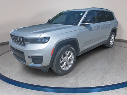 Used 2023 Jeep Grand Cherokee L Limited w/ Luxury Tech Group II AWD/4WD image 1