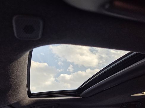 Certified 2024 Toyota Corolla SE image 10