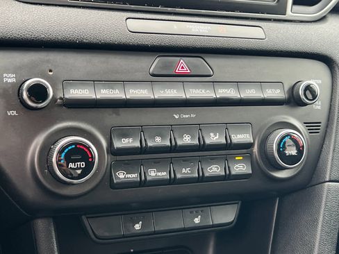 Used 2019 Kia Sportage LX w/ LX Popular Package image 20