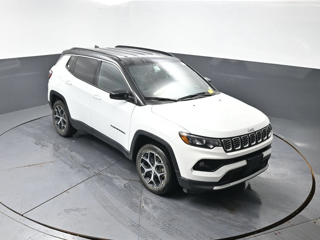 Used 2024 Jeep Compass Limited AWD/4WD image 17