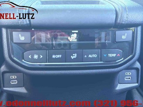 Used 2025 Toyota Grand Highlander AWD image 35