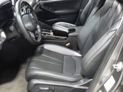 Used 2024 Acura Integra image 8