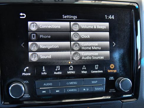 Used 2022 Nissan Frontier Pro-X RWD image 19