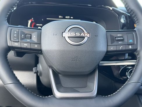 New 2026 Nissan Pathfinder Platinum AWD/4WD image 9
