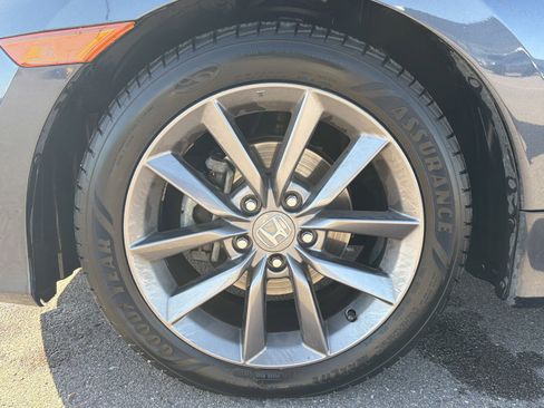 Used 2020 Honda Civic EX image 15