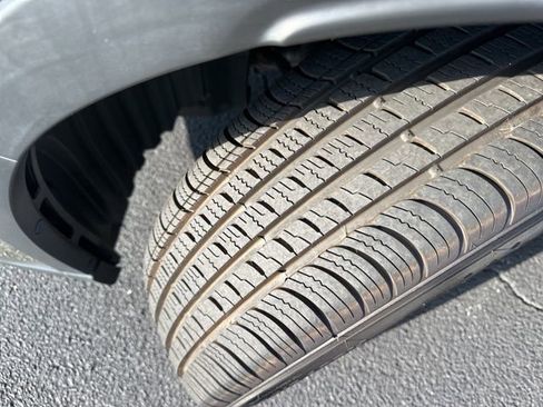 Used 2022 Subaru Outback Premium image 30