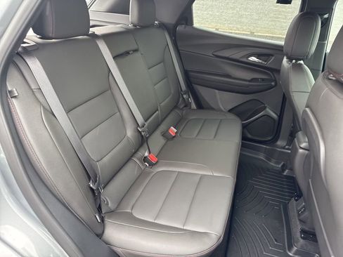 Used 2025 Chevrolet TrailBlazer RS w/ Convenience Package FWD image 15