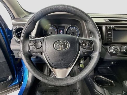 Certified 2017 Toyota RAV4 LE w/ Carpet Mat Package FWD image 13