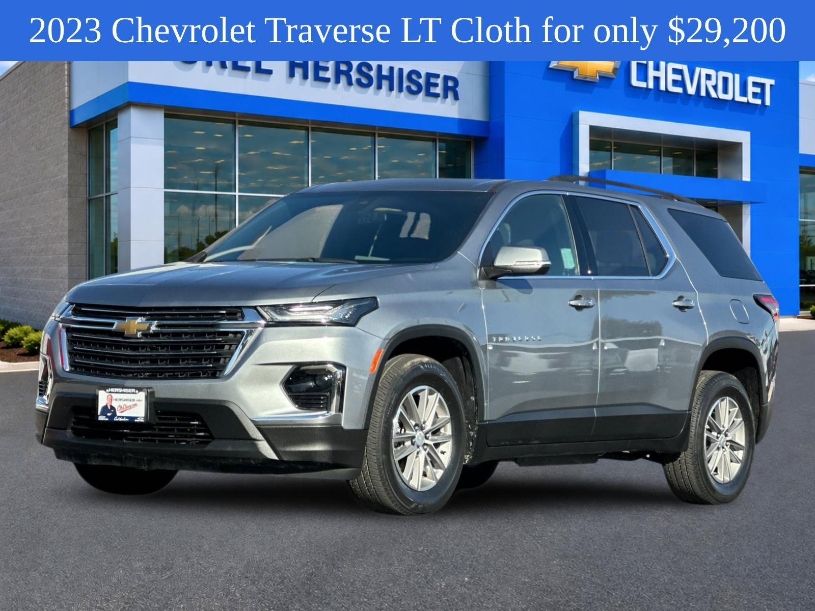 Used 2023 Chevrolet Traverse LT FWD image 9