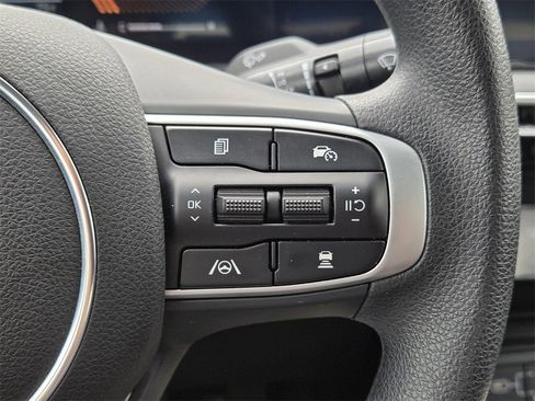 Certified 2026 Kia K5 LXS image 28