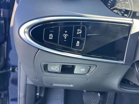 Used 2025 Genesis GV70 2.5T image 19