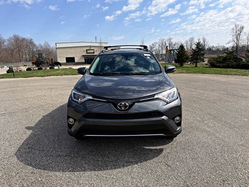 Used 2018 Toyota RAV4 XLE w/ Plus Extra Value Package image 4